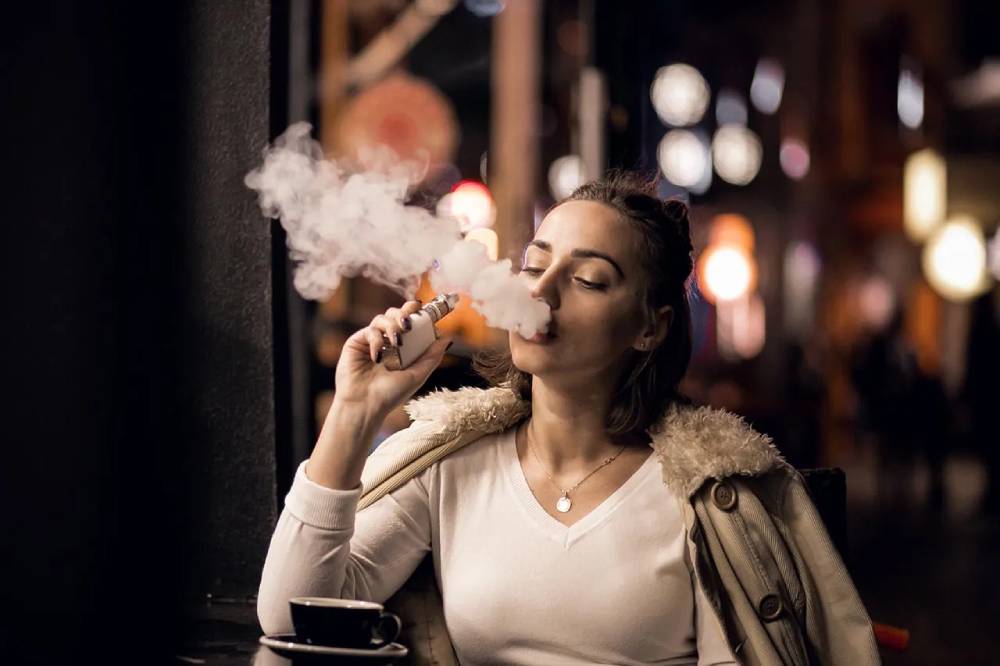 Best Long-Lasting Disposable Vapes for Heavy Users (Cost-Per-Puff Breakdown)